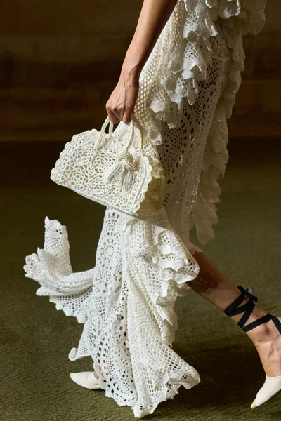 Look 93